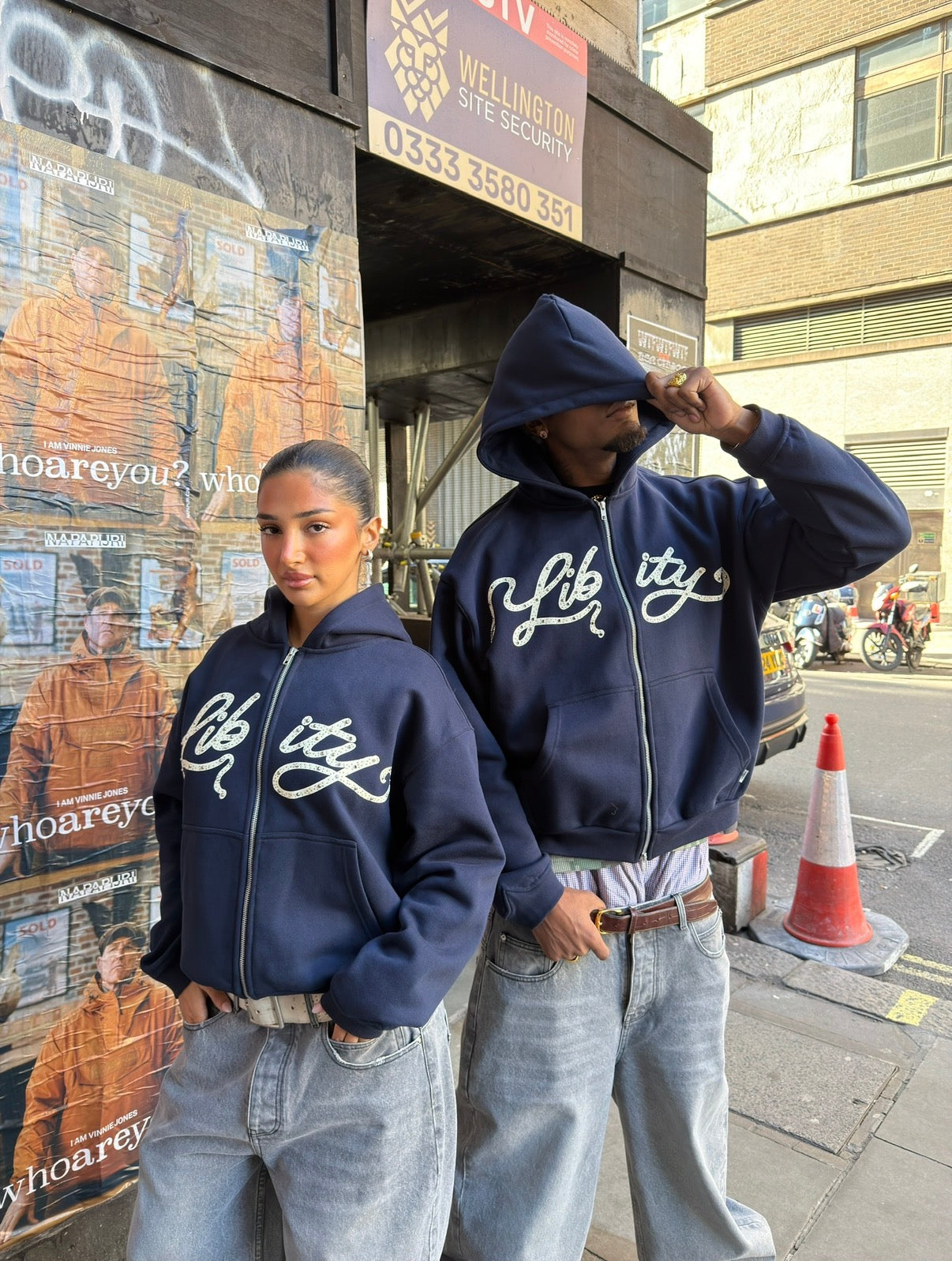 LIBITY ZIP HOODIE (RHINESTONE)